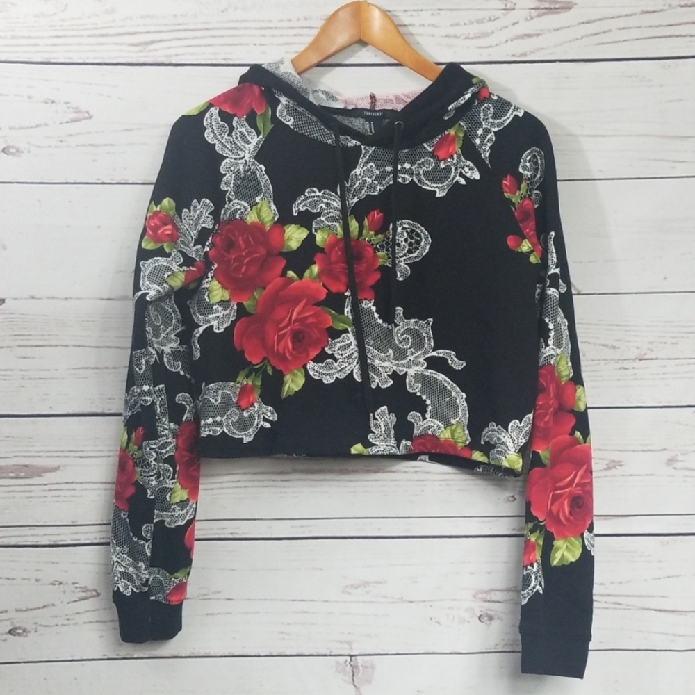Forever 21 Croptop Hoodie Size M/4 for $20 Sale!